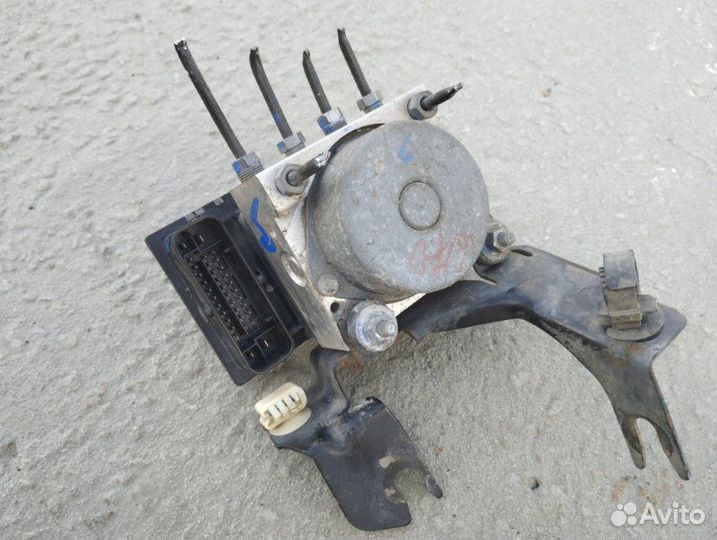 Блок abs Renault Duster K4MA606 2014