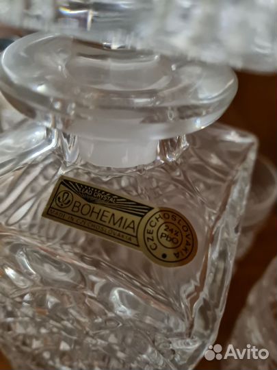 Графин хрустальный и стаканы