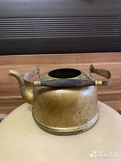 Старинный чайник