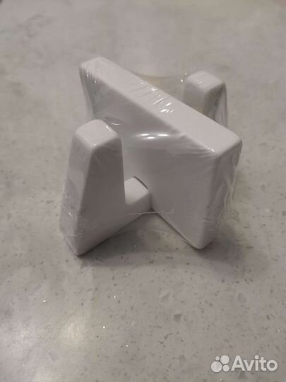 Подставка для разделочных досок из камня