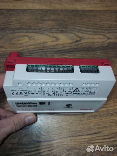 Зональный контроллер TAC Xenta 121-FC