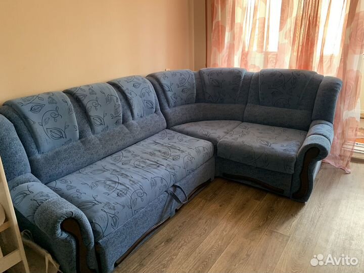 Угловой диван бу