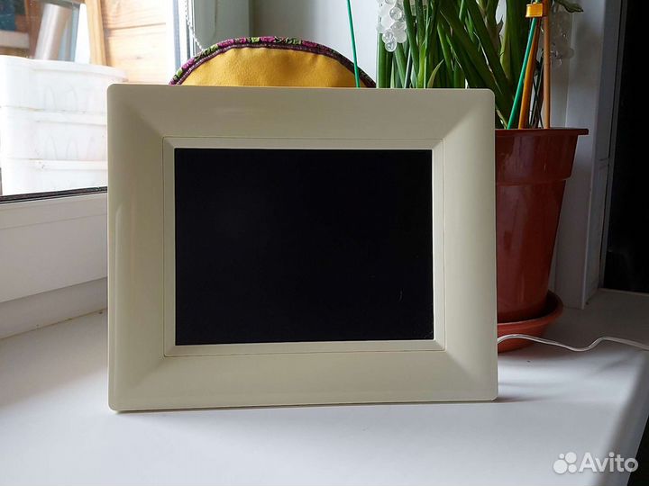 Цифровая фоторамка Philips