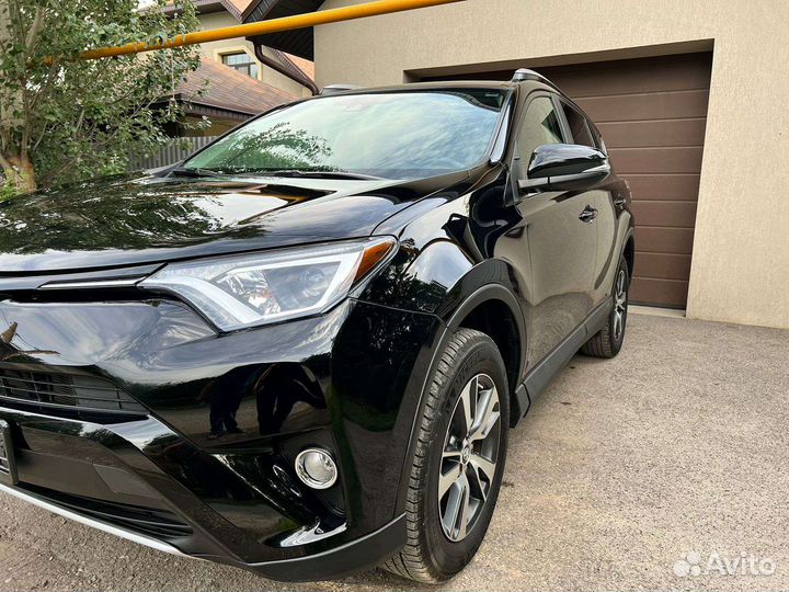 Toyota RAV4 2.5 AT, 2017, 133 000 км
