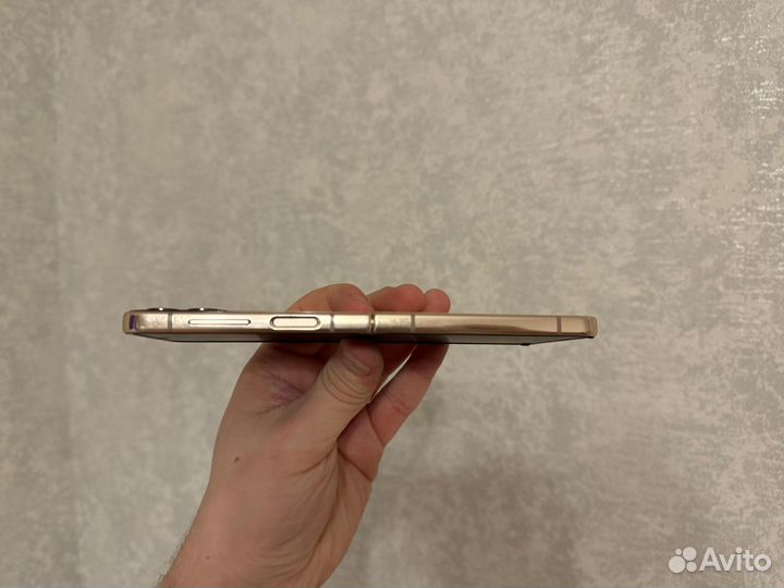 Samsung Galaxy Z Flip4, 8/256 ГБ