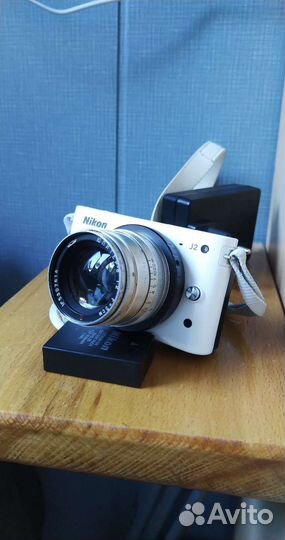 Nikon 1 J2 с объективом f:1.7
