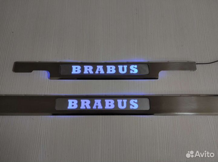 Порожки пластиковые Гелендваген W463