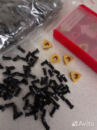 Винт крепления напайки