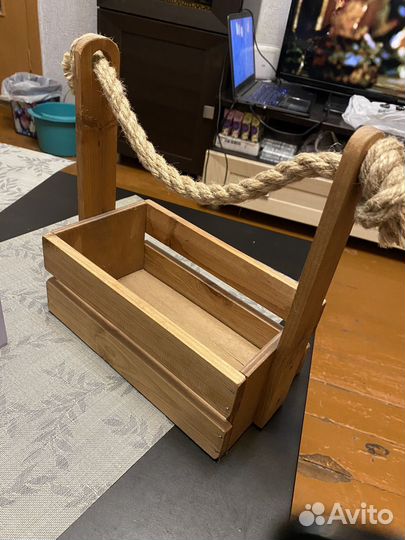 Ящики деревянные для подарков и цветов