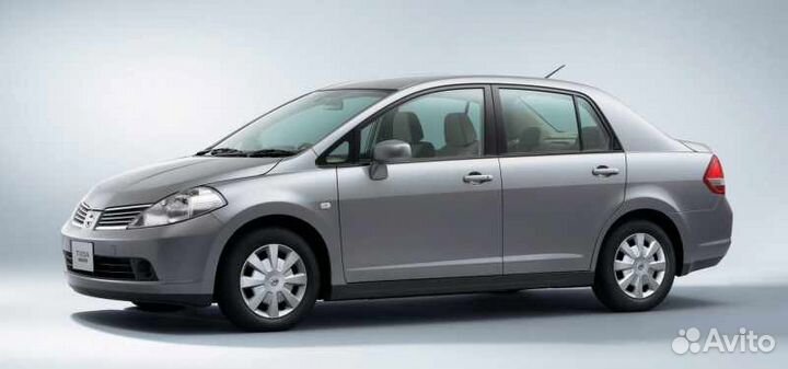 Бампер передний Nissan Tiida C11