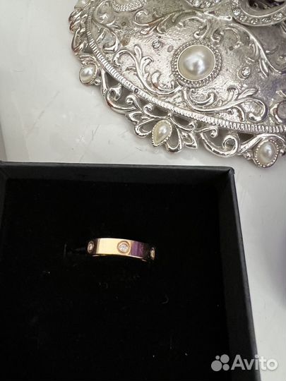 Золотое кольцо cartier