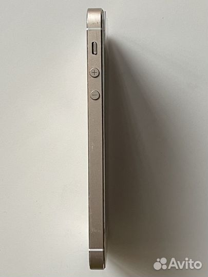 iPhone 5S, 16 ГБ