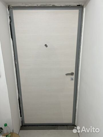 Дверь входная металлическая новая