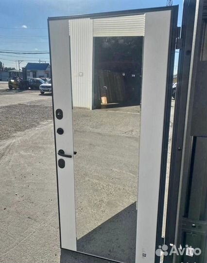 Дверь входная