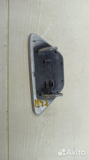 Крышка форсунки омывателя фар левая BMW 5 F10 F11