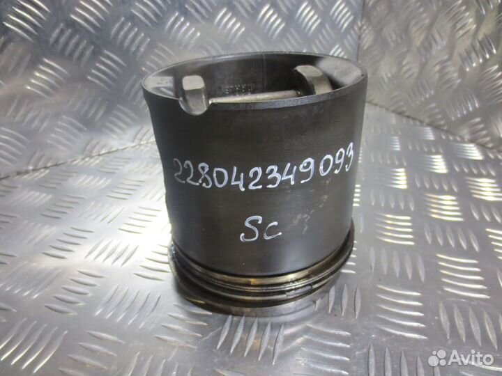 Поршень Scania 1395157