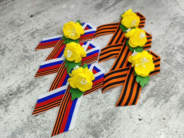 9 мая брошь лента