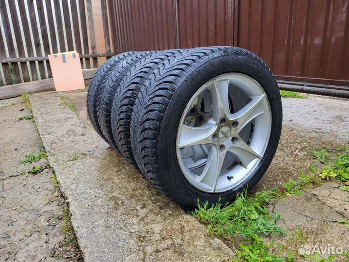 Зимняя резина kumho r17 225/50 98t на литых дисках