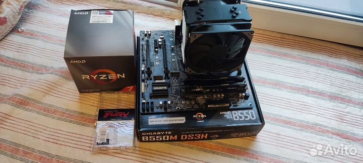 Комплект: Ryzen 7 3700x, 32gb, b550, wraith prism