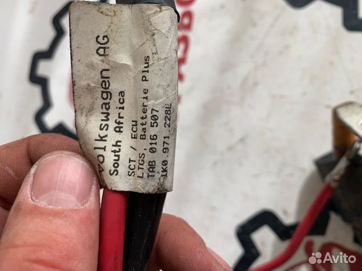 Клемма аккумулятора плюс Vw Passat B6 1.8 BZB