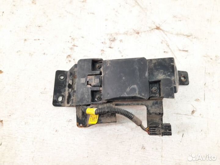 Датчик слепых зон левый Kia K900 2019