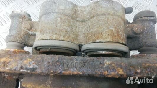 Суппорт тормозной передний левый volkswagen crafte