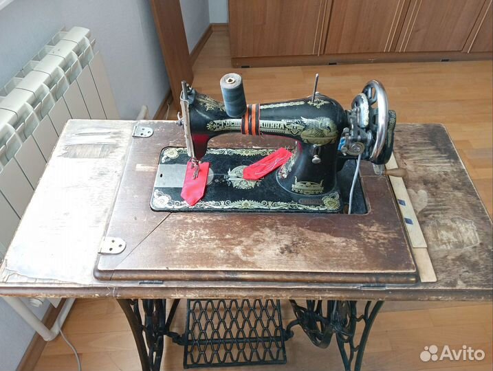 Швейная машина