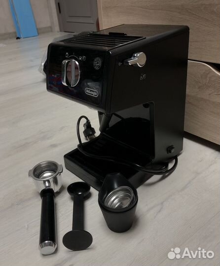 Кофеварка delonghi
