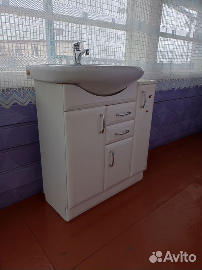 Тумба для ванной бу