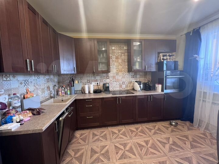 3-к. квартира, 92 м², 11/12 эт.