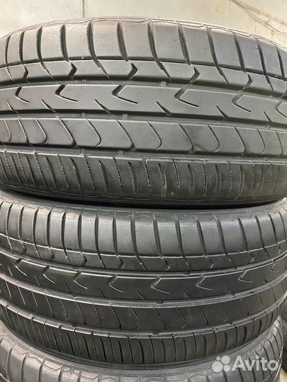 Toyo Tranpath MPZ 215/50 R17