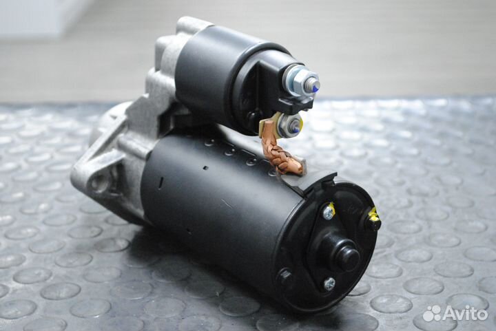 Генератор BMW X5 E70, X6 E71, E60, E90 3.0 Diesel