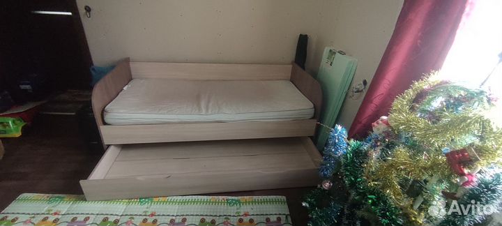 Кровать двухспальная бу 190х90