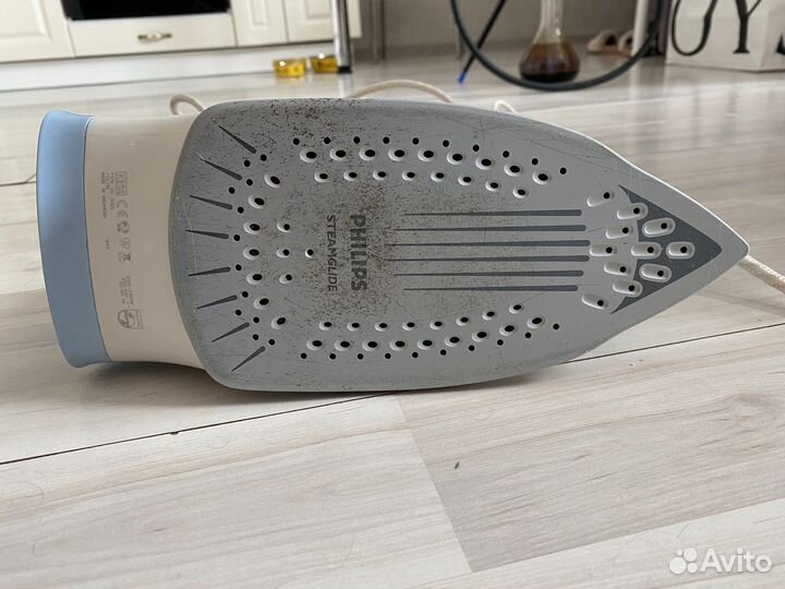 Утюг Philips GC 3320