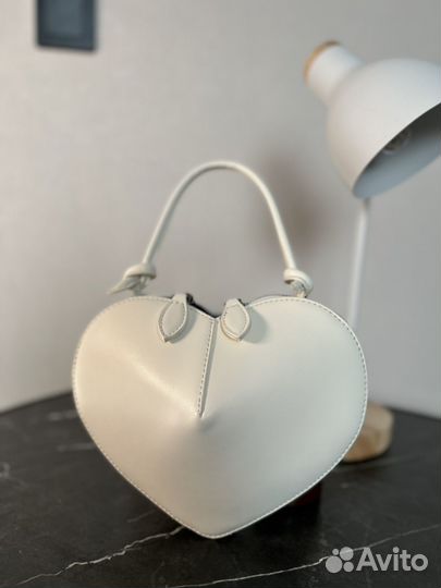 Сумка в форме сердца alaia