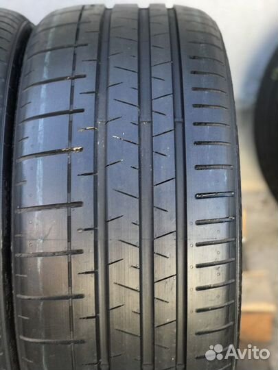 Pirelli P Zero Corsa 255/30 R20