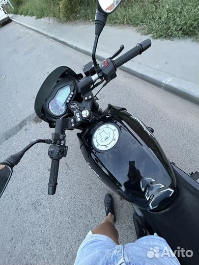 Bajaj pulsar 180