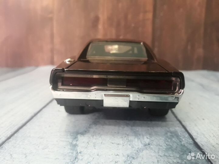 Модель автомобиля Dodge Charger 1970 1/24