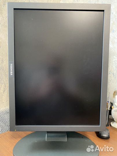 ЖК монитор для компьютера, Toshiba cdl2013a-1A