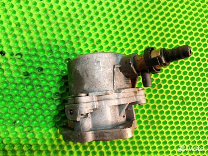 Насос вакуумный Renault Kangoo