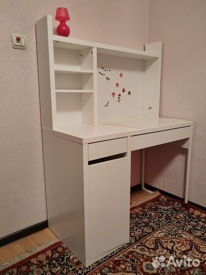 Письменный стол для школьника IKEA