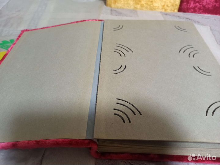 Альбом плюшевый с прорезями. СССР