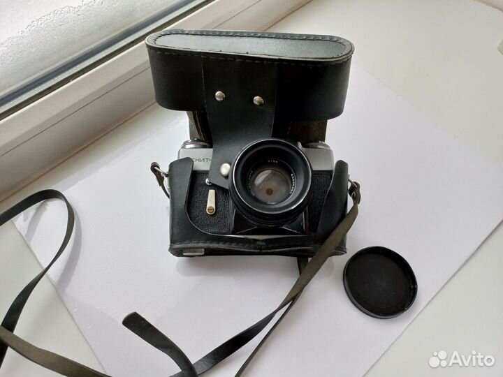 Плёночный фотоаппарат Зенит Е Обьектив гелиос 44