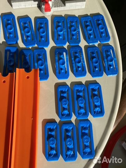 Hot Wheels Builder Stunt Box+ много доп.наборов