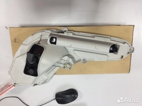 Фара противотуманная передняя правая Hyundai