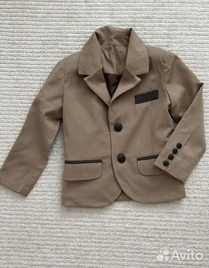 Костюм на рост 104