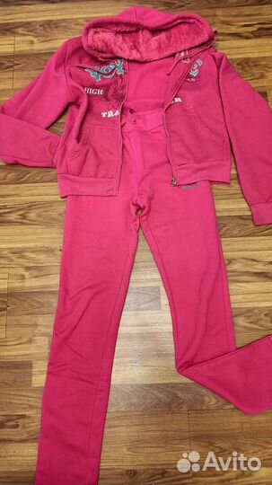 Спортивный костюм женский