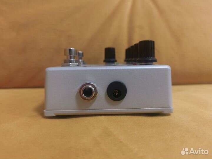 Гитарная педаль Yerasov 9000 Volt