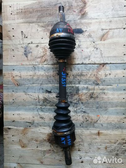 Полуось передняя левая Ford C-MAX