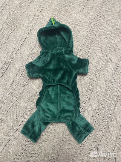 Комбинезон для маленькой собаки